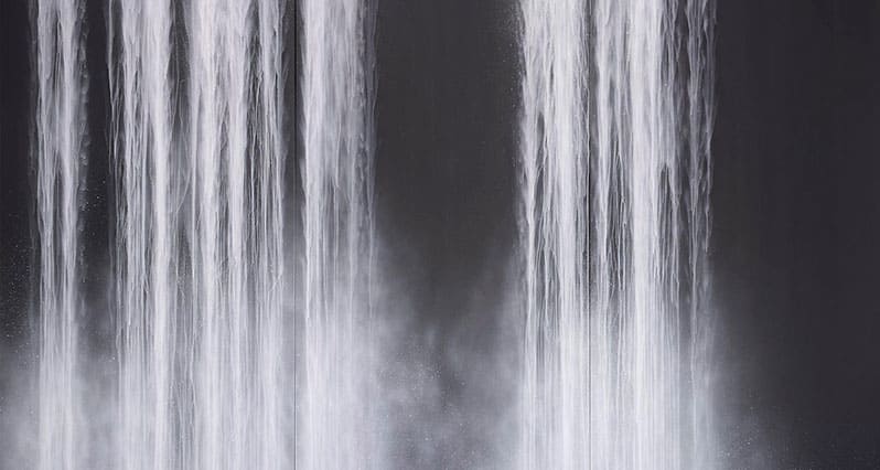 Живые водопады Хироши Сенджу